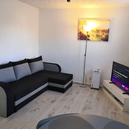 Delight Apartment, Close To Excel, London City Airport & O2! Zewnętrze zdjęcie