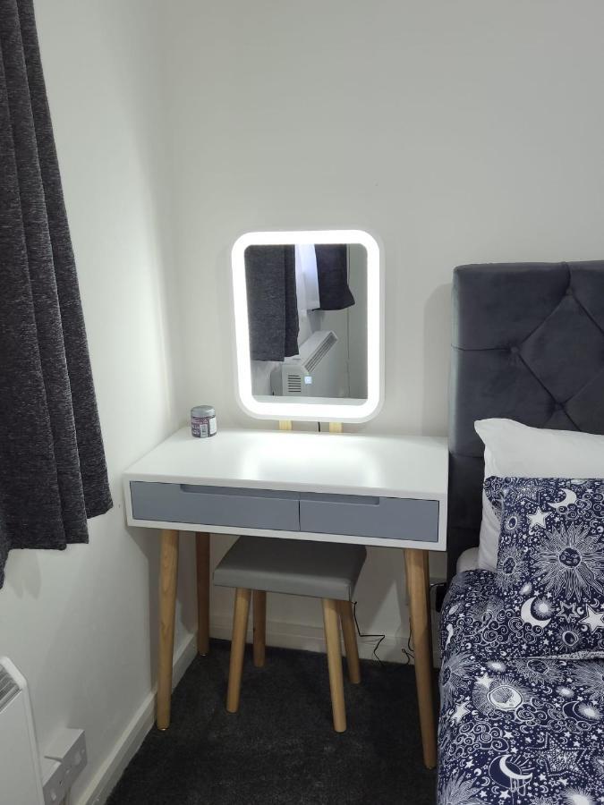 Delight Apartment, Close To Excel, London City Airport & O2! Zewnętrze zdjęcie